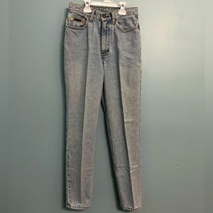 Vintage Women’s Size 4 Petite Calvin Klein Mom Jeans